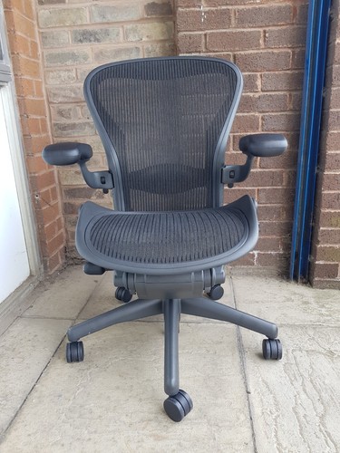 Herman miller aeron office - miller,