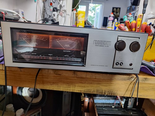 Power amplifier luxman m2000 - ,