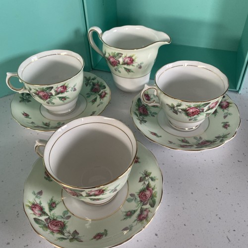 Bone china set - set,, colclough