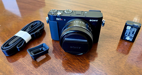 Sony rx1r iii - sony,