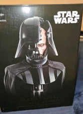 Star Wars Legends in 3D Darth Vader (Damaged Helmet) 1/2 Scale Lim Edition Bust