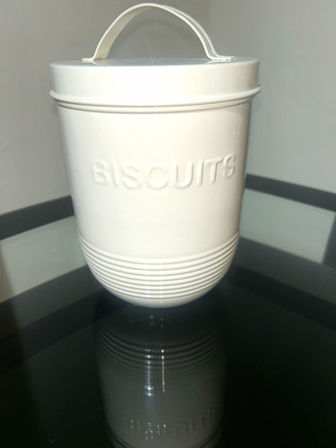 White metal biscuit tin 8in - white,
