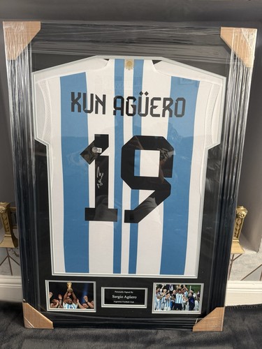 Sergio agüero signed - sergio,