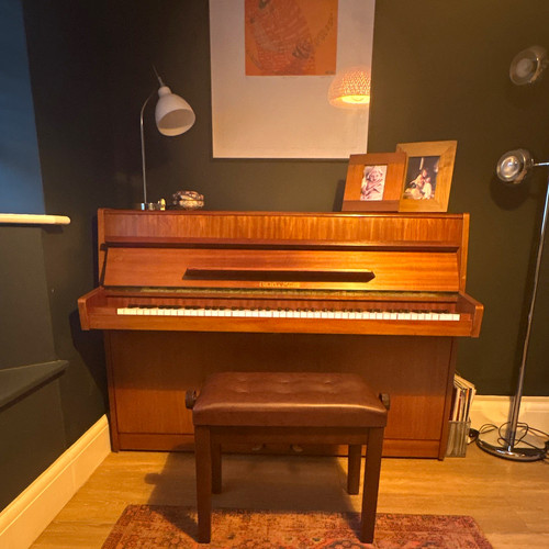 Eichler mohr upright piano - &,