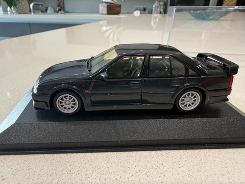 Minichamps scale 4001 - 1/43,