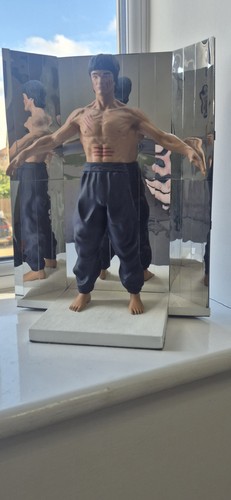Bruce lee enter the - bruce,