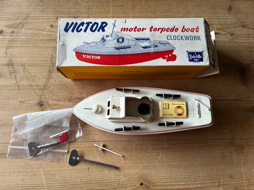 Sutcliffe victor clockwork - victor,