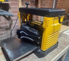 Improved extraction hood for DeWalt 733 thicknesser - 100mm central port