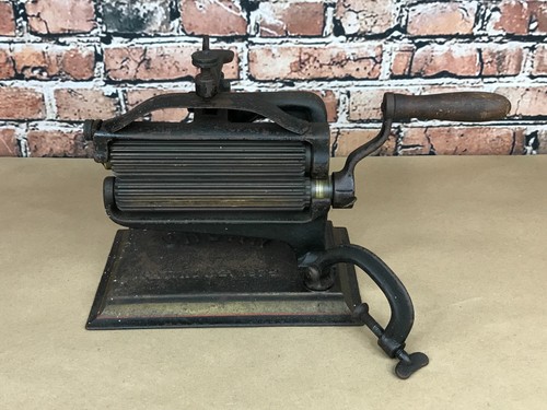 Antique crown fluting - crown, machine