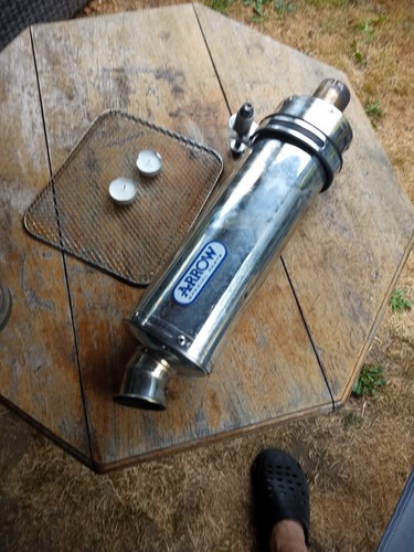 Arrow exhaust and full - arrow,