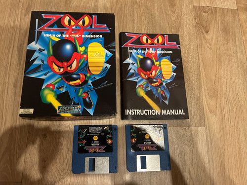 Zool amiga 1200 game - amiga,