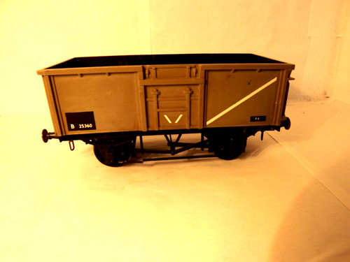 Gauge model trains - o, coal