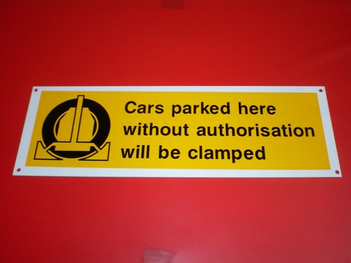 Wheel clamping private car - wheel,