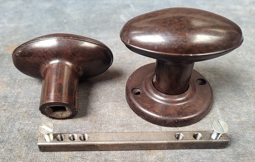 Reclaimed dark brown oval - brown,