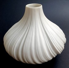 Rosenthal Studio Line Porcelain Pleated Vase Shape Onion H 12 cm Martin Freyer