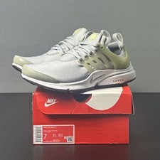 NEW Nike Air Presto Light