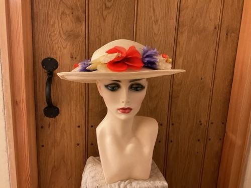 Ladies hat vintage - a,