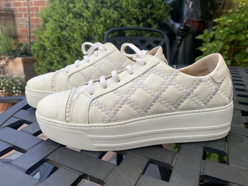 Russell and bromley park - russell,