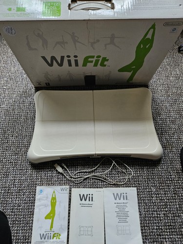 Nintendo wii fit - balance, board