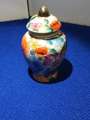 Famille rose ginger jar - rose,