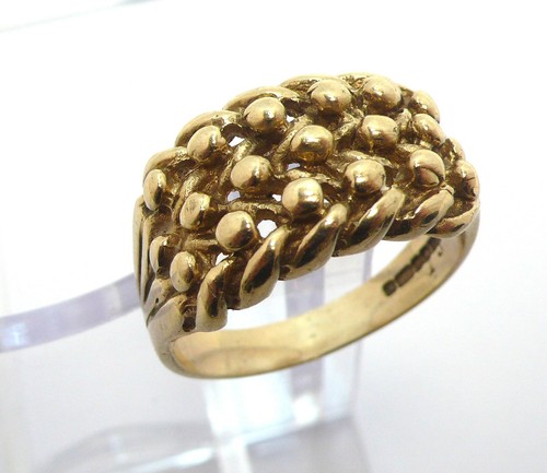 9ct solid yellow gold - 9ct,