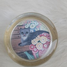 Vintage Sharon Jervis Round