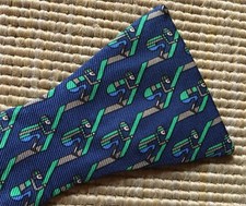 Rare Hermès 100% silk bow tie