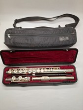 Yamaha YFL-211SII Flute with
