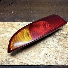 ✅ FORD FOCUS MK1 HATCHBACK PASSENGER REAR LIGHT CLUSTER 1M51-13A602-AB 2003