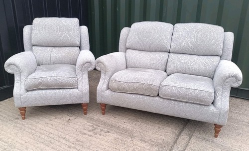 Parker knoll oakham seater - oakham,
