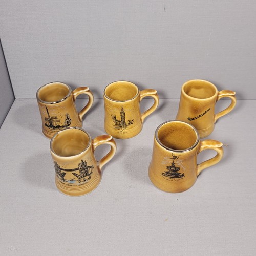 Vintage wade small mugs - vintage,