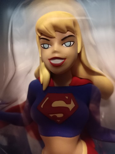 Femme fatales supergirl - dc,