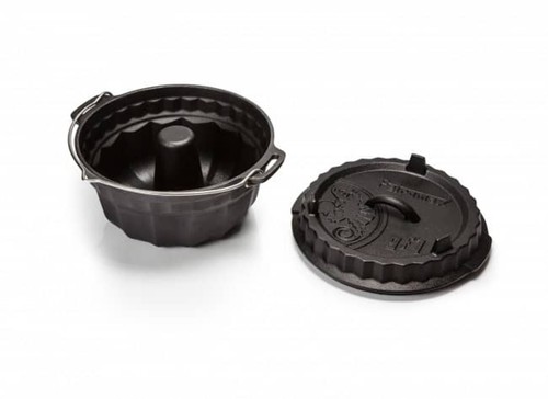 Petromax ring cake pan with - cake,