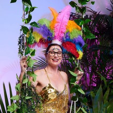 Ostrich Feather Blondine