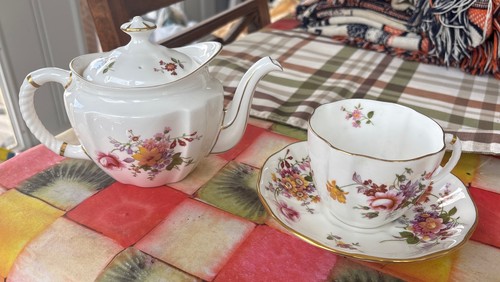 Royal crown derby - crown,
