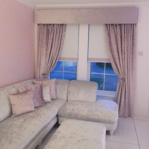 Window pelmet curtain boxed - pelmet,