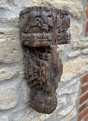 Carved wooden corbel - wooden,