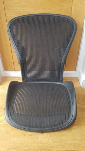 Herman miller aeron black - miller,
