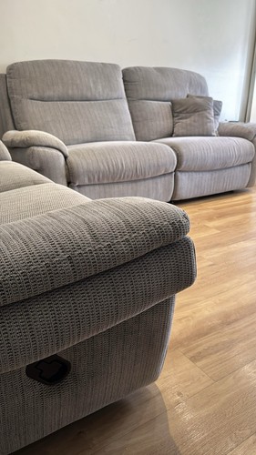Lazy boy tamla recliner - lazy,
