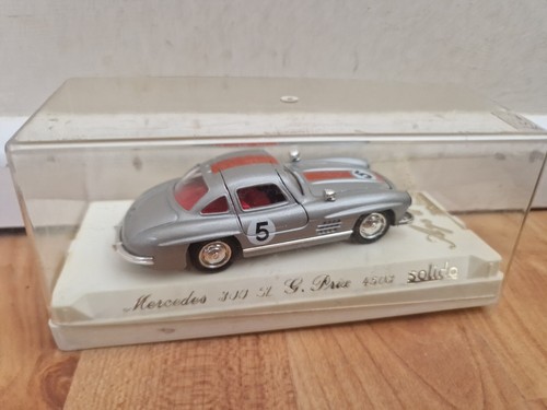 Solido age classic - 1/43, d'or