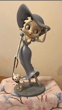 Betty Boop Walking Pudgy Dog