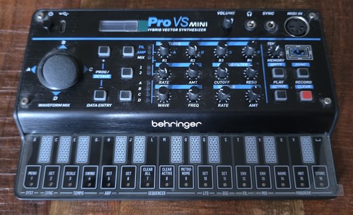 Behringer pro mini - vs,