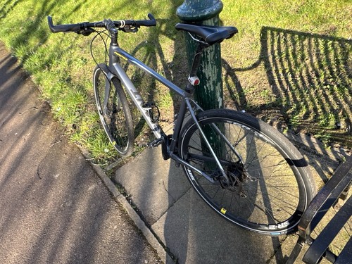 Giant rapid hybrid - giant, bike