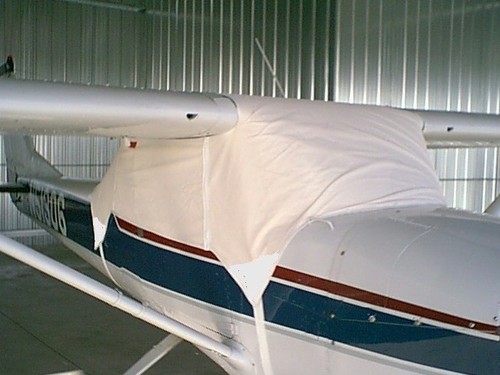 Cessna 150 152 - 152, cabin