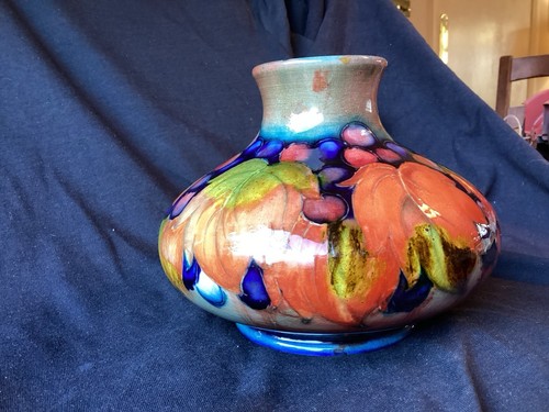 Leaf berry moorcroft vase - leaf,