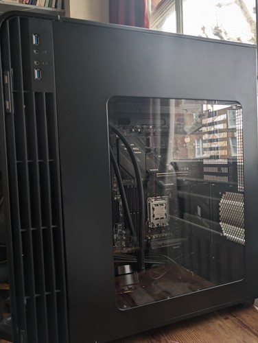 Silverstone fortress ft04 - fortress,