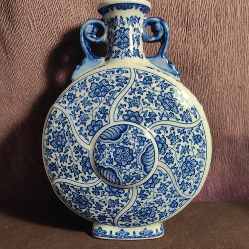 Elegant blue white blossom - blue,