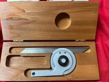 Starrett C359 Precision Universal Bevel Vernier Protractor   IN STOCK - display