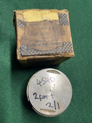 Triumph pre war port - port, piston