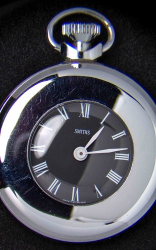 Smiths black dial - dial, roman